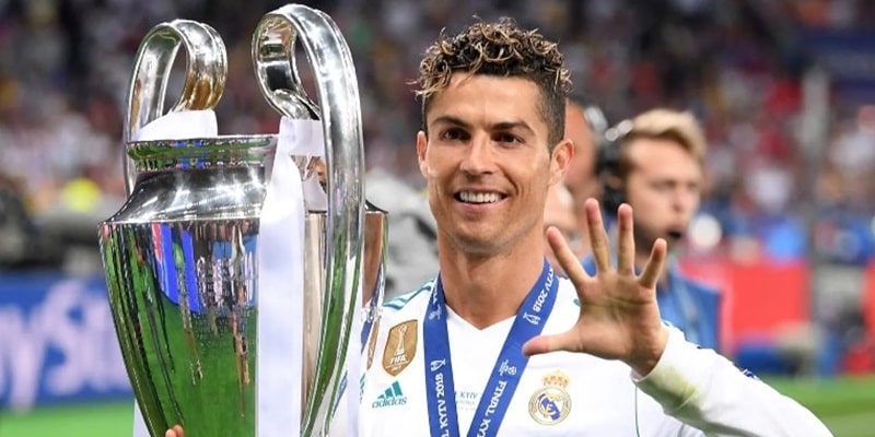 Ronaldo đang là một trong những cầu thủ xuất sắc nhất mọi thời kỳ của Bồ Đào Nha